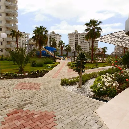 Апартаменти Crystal Garden A Ii Аланія
