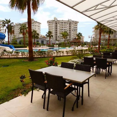 Crystal Garden A Ii Апартаменти